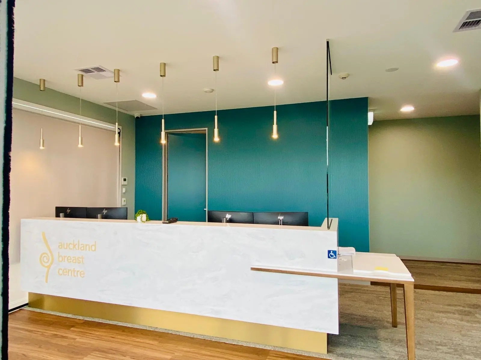 136ab0f1 c3d5 4304 ae38 3199c514130c